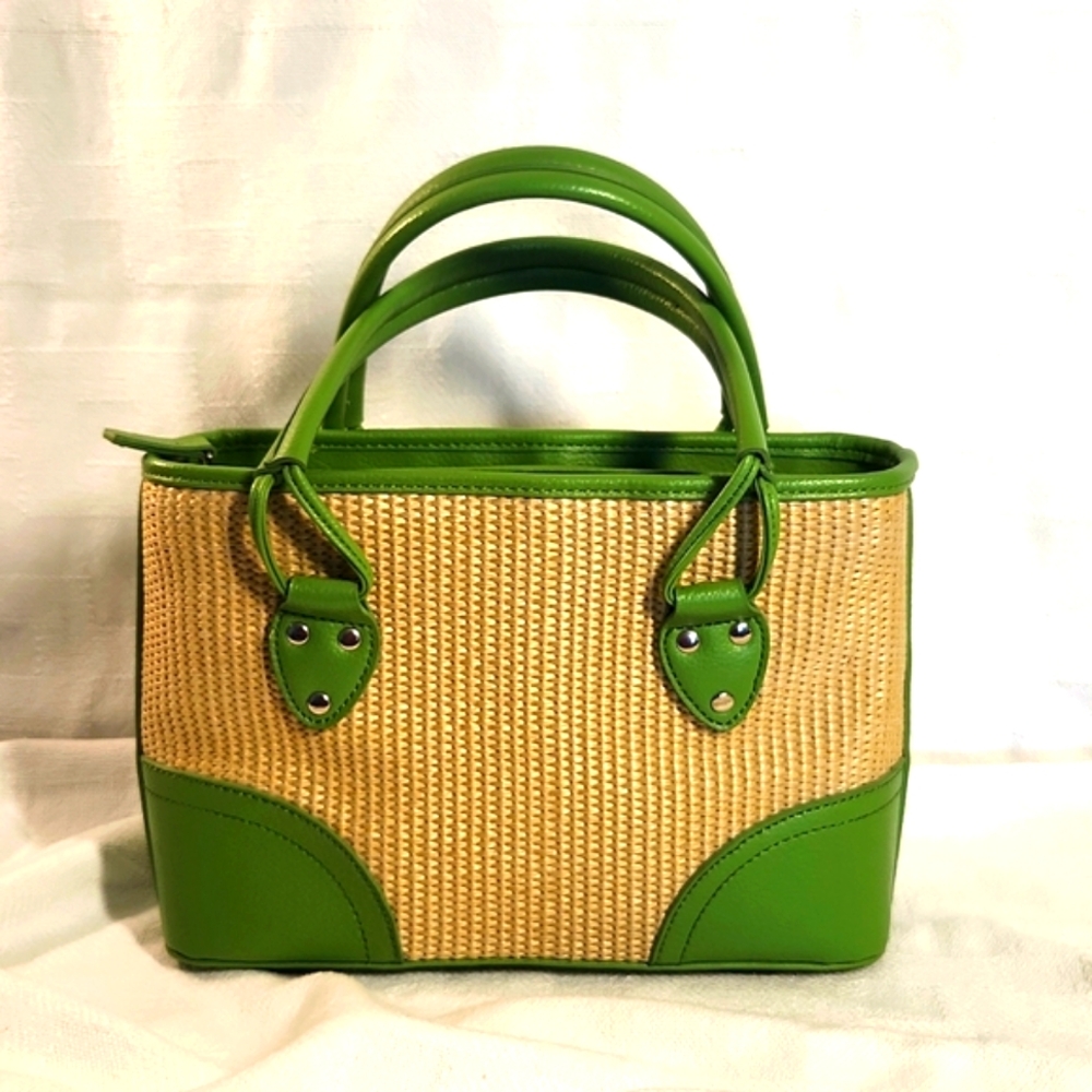 Bath & Body Works Green Summer Zipper Wicker Style Satchel